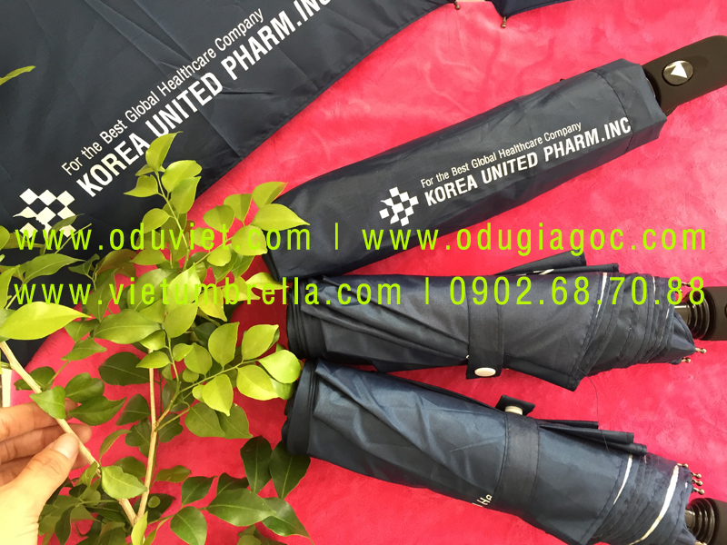 xưởng sản xuất ô dù cầm tay in logo quảng cáo